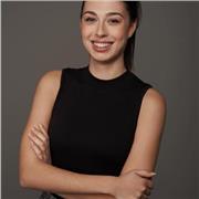 Profesora que puede hacerte amar el teatro y la literatura, para todas las edades.